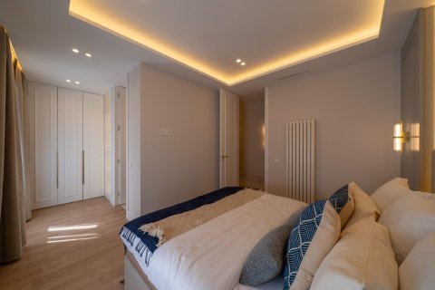 Apartment for sale Madrid, Spain 2 bedrooms, 144 sq.m. No. 133068 - photo 29