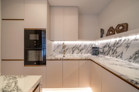 Apartment for sale Madrid, Spain 2 bedrooms, 144 sq.m. No. 133068 - photo 15