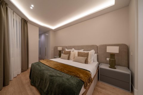 Apartment for sale Madrid, Spain 2 bedrooms, 144 sq.m. No. 133068 - photo 18