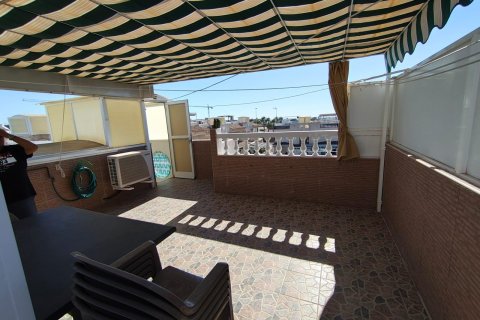 Bungalow for sale Torrevieja, Alicante, Spain 2 bedrooms,  No. 133069 - photo 13