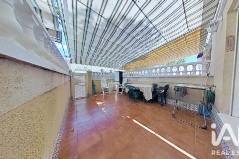 Radhus i Santa Pola, Alicante, Spanien 4 sovrum, 92 kvm. Nr. 194395