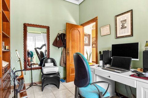 Huvila myytävänä La Mata, Alicante, Espanja, 5 makuuhuonetta, 440 m2 No. 163157 - kuva 24