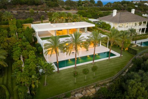 Villa for sale Casares, A Coruna, Spain 4 bedrooms, 578 sq.m. No. 106929 - photo 19