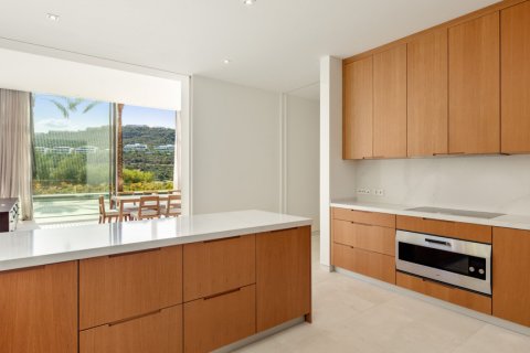 Villa for sale Casares, A Coruna, Spain 4 bedrooms, 578 sq.m. No. 106929 - photo 11
