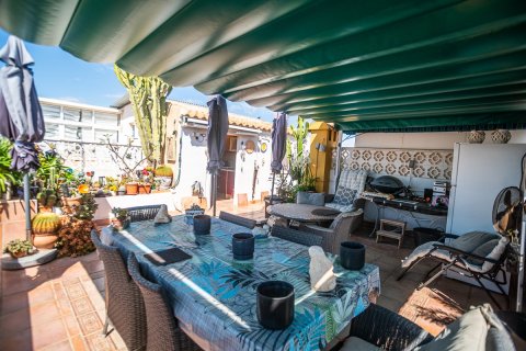 Apartament w Alicante, Hiszpania 4 sypialnie, 110 mkw. nr 194583 – zdjęcie 29