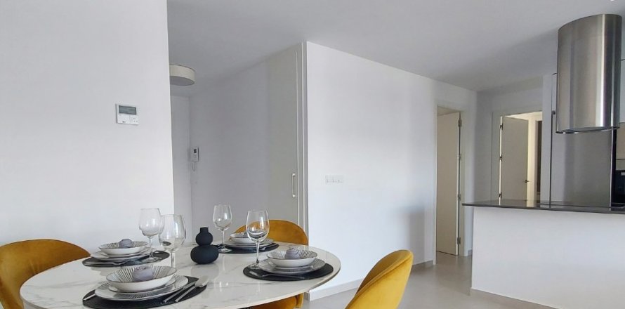 Apartment à Alicante, Espagne 2 chambres, 92 m2 No. 194582