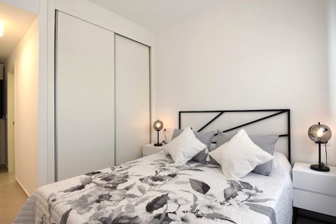 Apartment à vendre à Alicante, Espagne, 2 chambres, 92 m2 No. 194582 - photo 6