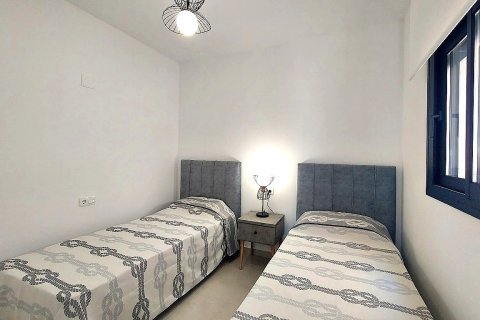 Apartment à vendre à Alicante, Espagne, 2 chambres, 92 m2 No. 194582 - photo 13