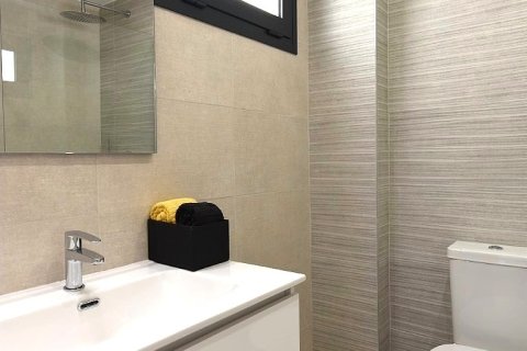 Apartment à vendre à Alicante, Espagne, 2 chambres, 92 m2 No. 194582 - photo 11