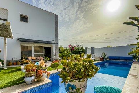 Villa in vendita a Torrevieja, Alicante, Spagna 2 camere da letto, 130 mq. N° 194580 - foto 15