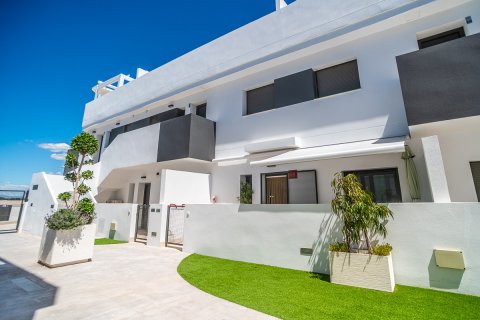 Wohnung zum Verkauf in Torrevieja, Alicante, Spanien 3 Schlafzimmer, 138 m2 Nr. 194577 - Foto 3