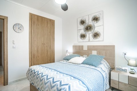 Villa for sale in La Marina, Alicante, Spain 3 bedrooms, 246 sq.m. No. 194579 - photo 20