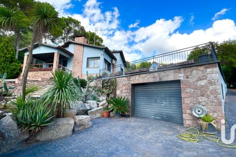 Dzīvoklis pārdošanā Barcelona, Spānijā 3 istabas, 138 m2 Nr. 153052 - attēls 2