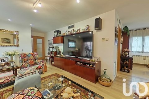 Dom w Alpicat, Lleida, Hiszpania 6 sypialni, 376 mkw. nr 153051 – zdjęcie 19