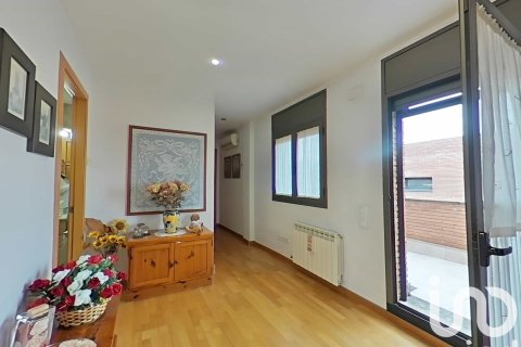 Dom w Alpicat, Lleida, Hiszpania 6 sypialni, 376 mkw. nr 153051 – zdjęcie 17