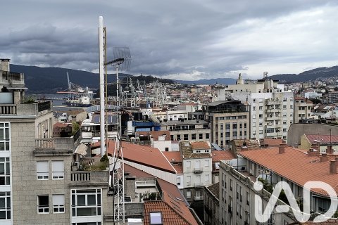 Takvåning till salu i Vigo, Pontevedra, Spanien 2 sovrum, 150 kvm. Nr. 153048 - foto 29