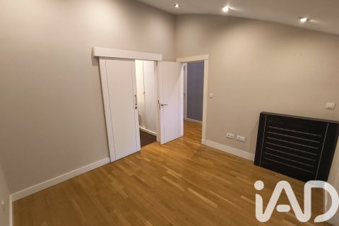 Takvåning till salu i Vigo, Pontevedra, Spanien 2 sovrum, 150 kvm. Nr. 153048 - foto 18