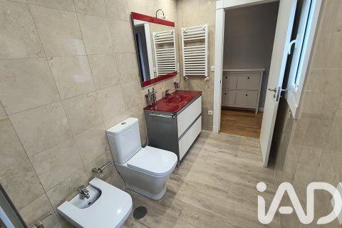 Takvåning till salu i Vigo, Pontevedra, Spanien 2 sovrum, 150 kvm. Nr. 153048 - foto 14