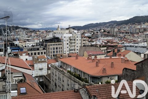 Takvåning till salu i Vigo, Pontevedra, Spanien 2 sovrum, 150 kvm. Nr. 153048 - foto 28
