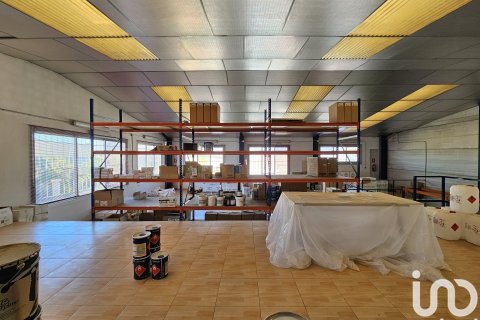 Commercial property for sale in Albolote, Granada, Spain 407 sq.m. No. 153047 - photo 11