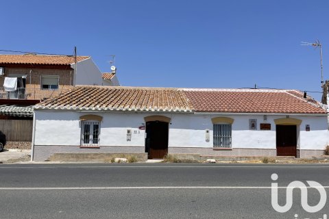 Kaupunkipientalo myytävänä Velez-Malaga, Malaga, Espanja, 3 makuuhuonetta, 88 m2 No. 153049 - kuva 2
