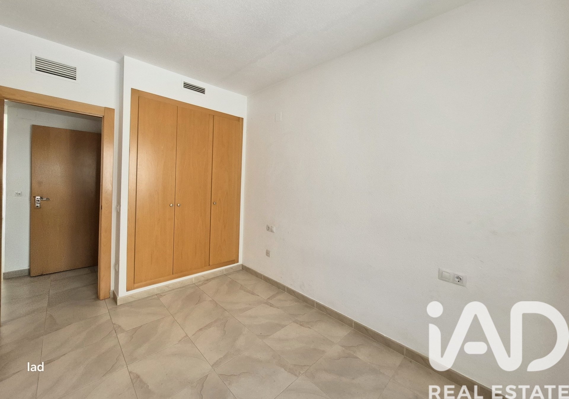 Huoneisto Vilallonga, Valencia, Espanja 2 makuuhuonetta, 74 m2 No. 184741