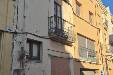Hus till salu i El Vendrell, Tarragona, Spanien 316 kvm. Nr. 184744 - foto 5