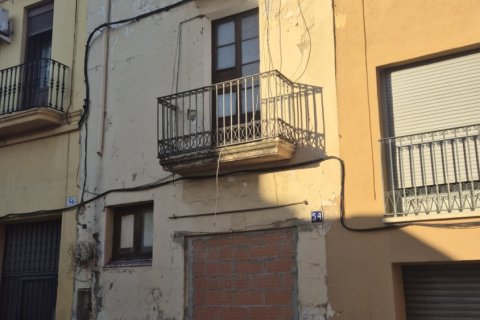 Hus till salu i El Vendrell, Tarragona, Spanien 316 kvm. Nr. 184744 - foto 9