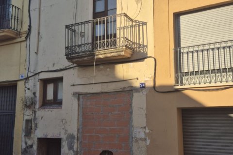 Hus till salu i El Vendrell, Tarragona, Spanien 316 kvm. Nr. 184744 - foto 7