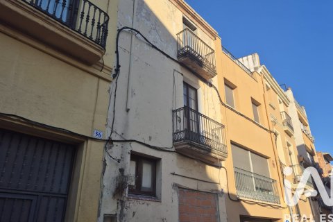 Hus till salu i El Vendrell, Tarragona, Spanien 316 kvm. Nr. 184744 - foto 4