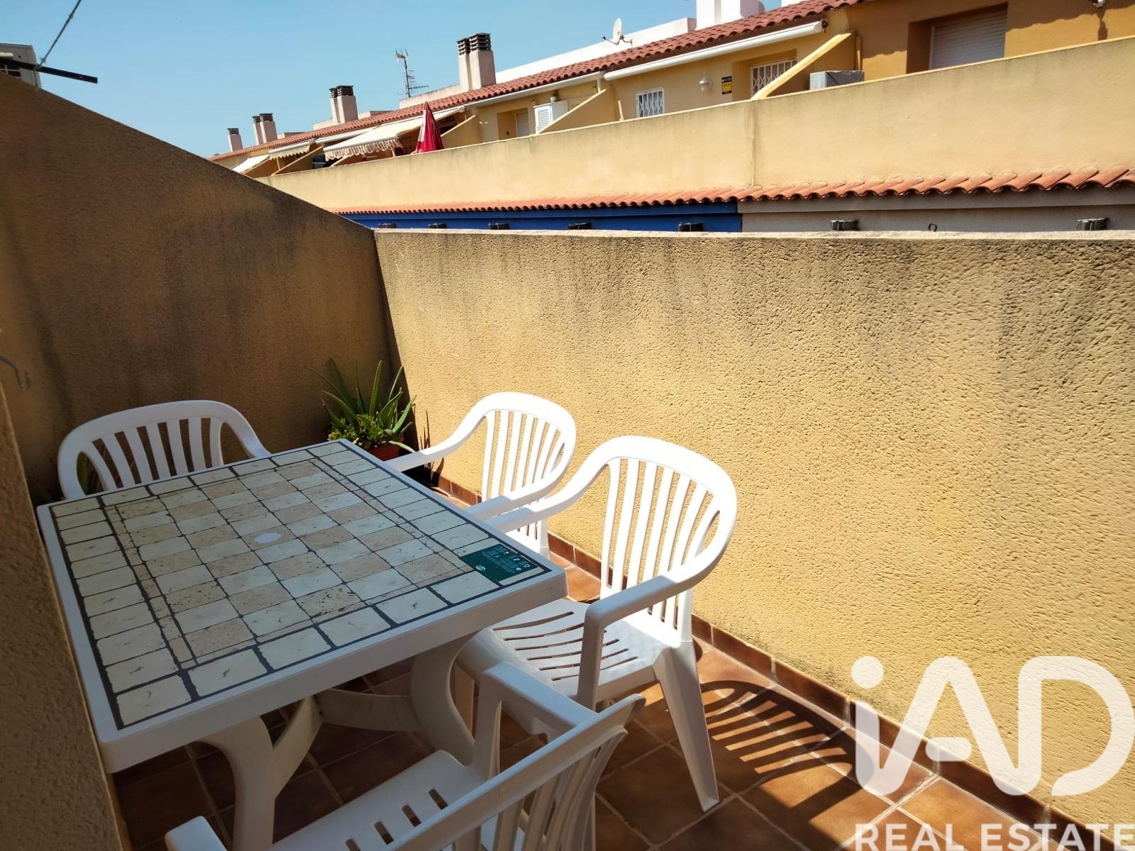 Duplex in Oropesa del Mar, Castellon, Spain 3 bedrooms, 74 sq.m. No. 184745