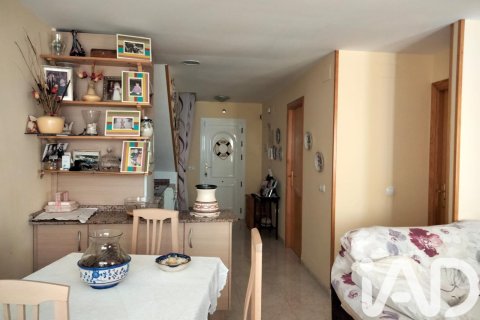 Duplex for sale in Oropesa del Mar, Castellon, Spain 3 bedrooms, 74 sq.m. No. 184745 - photo 10