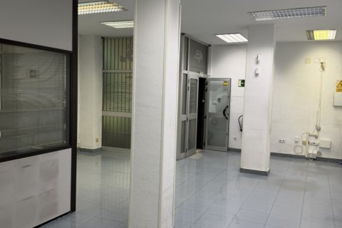 Office à vendre à Madrid, Espagne, 161 m2 No. 188400 - photo 10