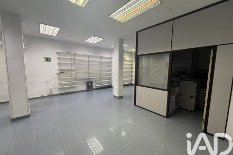 Office à vendre à Madrid, Espagne, 161 m2 No. 188400 - photo 4