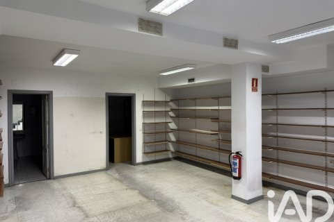 Office à vendre à Madrid, Espagne, 161 m2 No. 188400 - photo 13