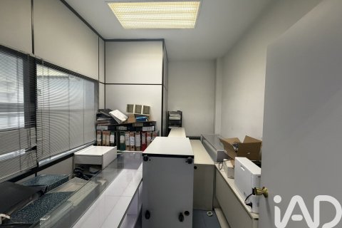 Office à vendre à Madrid, Espagne, 161 m2 No. 188400 - photo 5