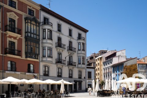 Wohnung zum Verkauf in Aviles, Asturias, Spanien 2 Schlafzimmer, 82 m2 Nr. 188404 - Foto 2