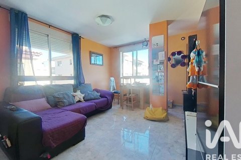 Dúplex en venta en Oropesa del Mar, Castellón, España 3 dormitorios, 75 m2 No. 188398 - foto 1