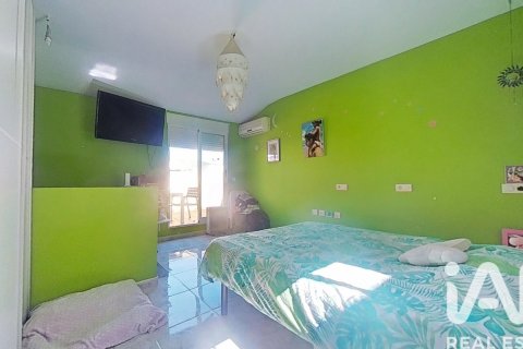 Dúplex en venta en Oropesa del Mar, Castellón, España 3 dormitorios, 75 m2 No. 188398 - foto 13