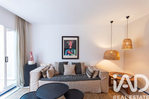 Duplex zum Verkauf in Sitges, Barcelona, Spanien 2 Schlafzimmer, 101 m2 Nr. 188403 - Foto 15
