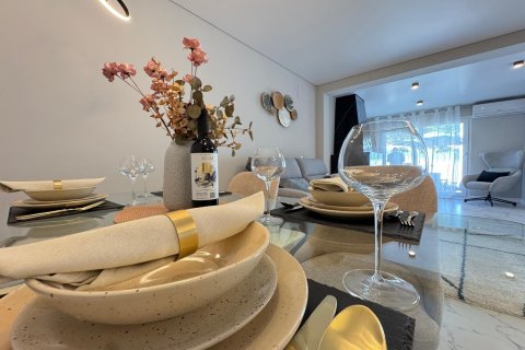Talo myytävänä Torrevieja, Alicante, Espanja, 2 makuuhuonetta, 77 m2 No. 139167 - kuva 19