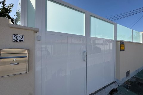 Talo myytävänä Torrevieja, Alicante, Espanja, 2 makuuhuonetta, 77 m2 No. 139167 - kuva 2