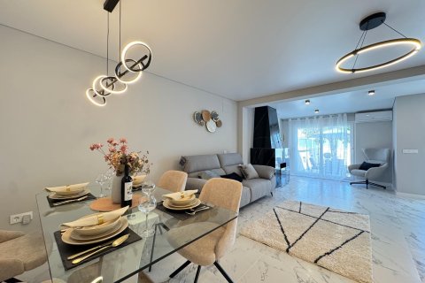 Talo myytävänä Torrevieja, Alicante, Espanja, 2 makuuhuonetta, 77 m2 No. 139167 - kuva 1