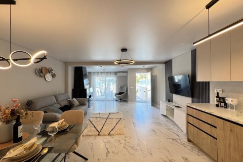 Talo myytävänä Torrevieja, Alicante, Espanja, 2 makuuhuonetta, 77 m2 No. 139167 - kuva 20