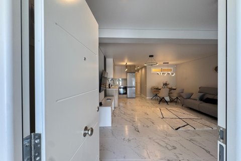 Talo myytävänä Torrevieja, Alicante, Espanja, 2 makuuhuonetta, 77 m2 No. 139167 - kuva 10
