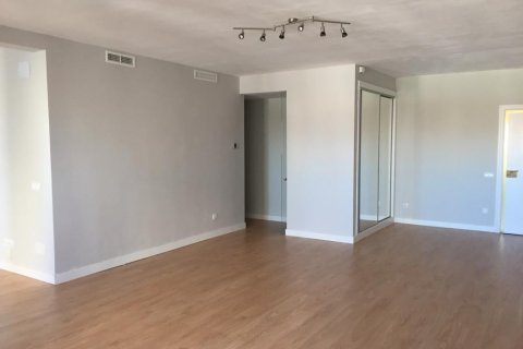Huoneisto vuokrattavana Madrid, Espanja, 1 makuuhuone, 155 m2 No. 139170 - kuva 9