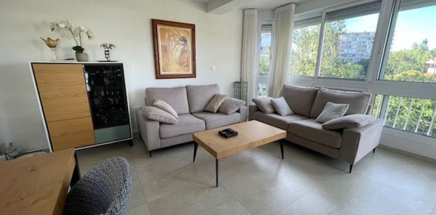 Appartamento a San Juan, Alicante, Spagna 3 camere da letto, 105 mq. N° 151384