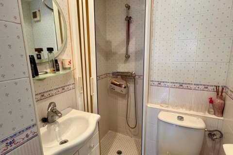 Appartamento in vendita a Alicante, Spagna 3 camere da letto, 120 mq. N° 151381 - foto 17