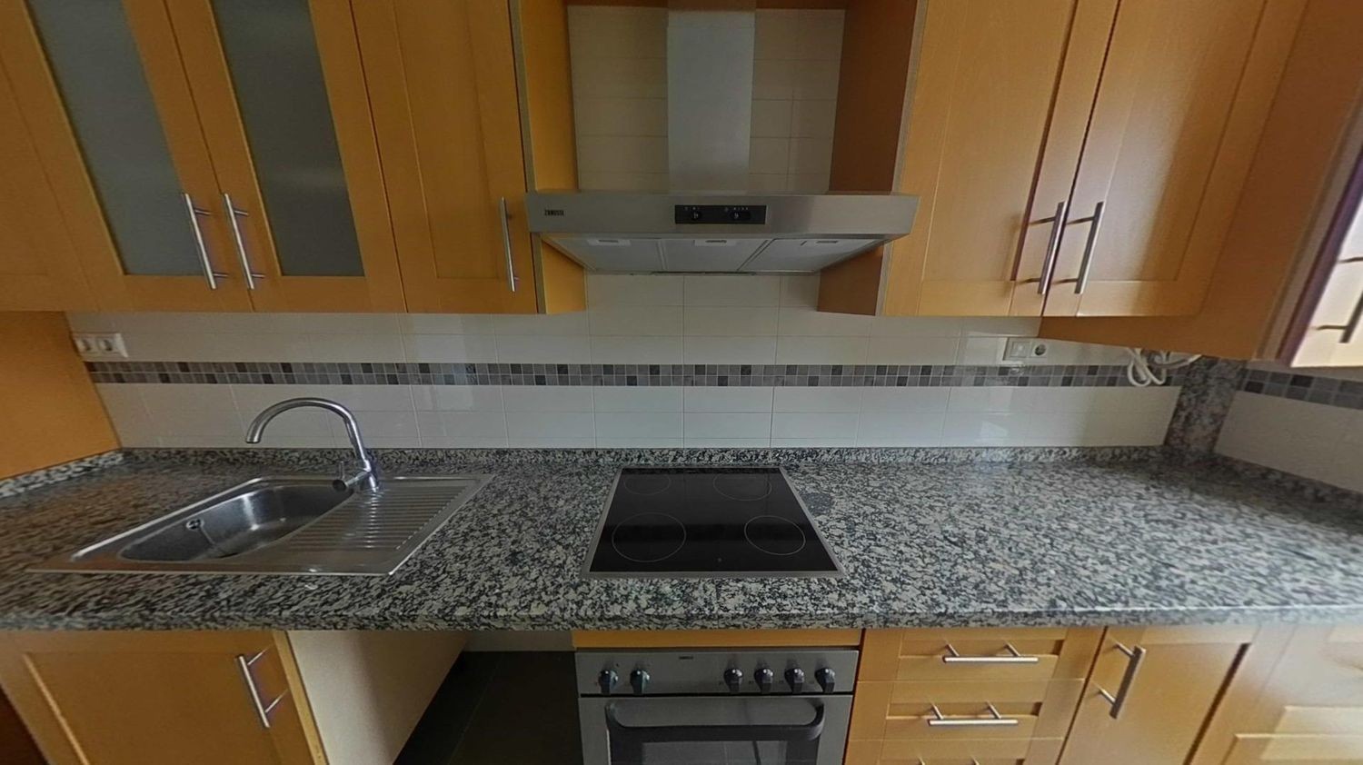 Appartamento a Alicante, Spagna 3 camere da letto, 104 mq. N° 151382