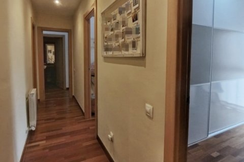 Продажа квартиры в Барселона, Испания 3 спальни, 87м2 №187902 - фото 13